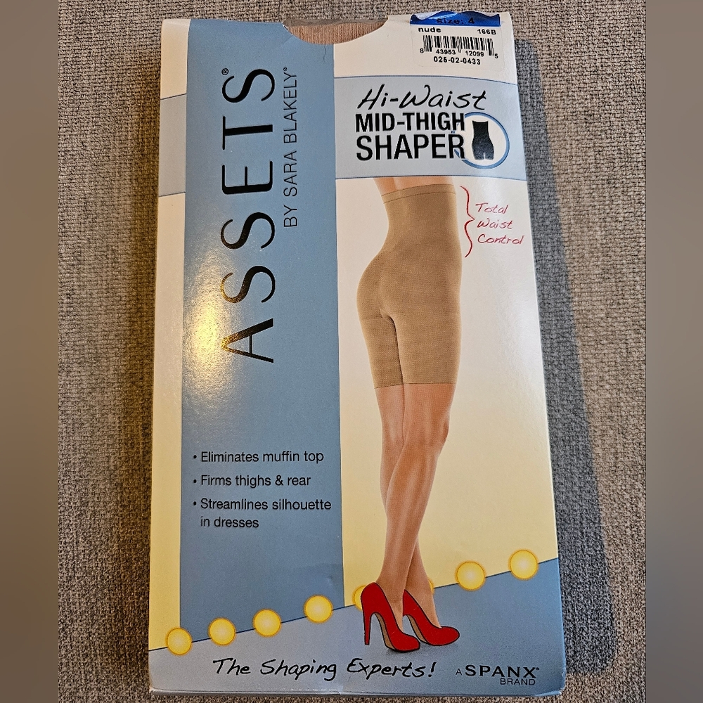NWT spanx hi waist mid thigh shaper